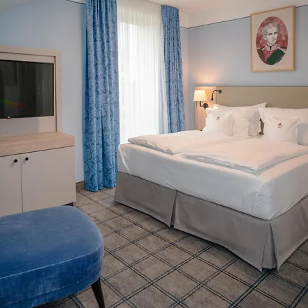 Koenig Ludwig Ii Otel Garching bei München