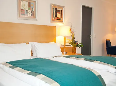 Otel Koenig Ludwig Ii Garching bei München